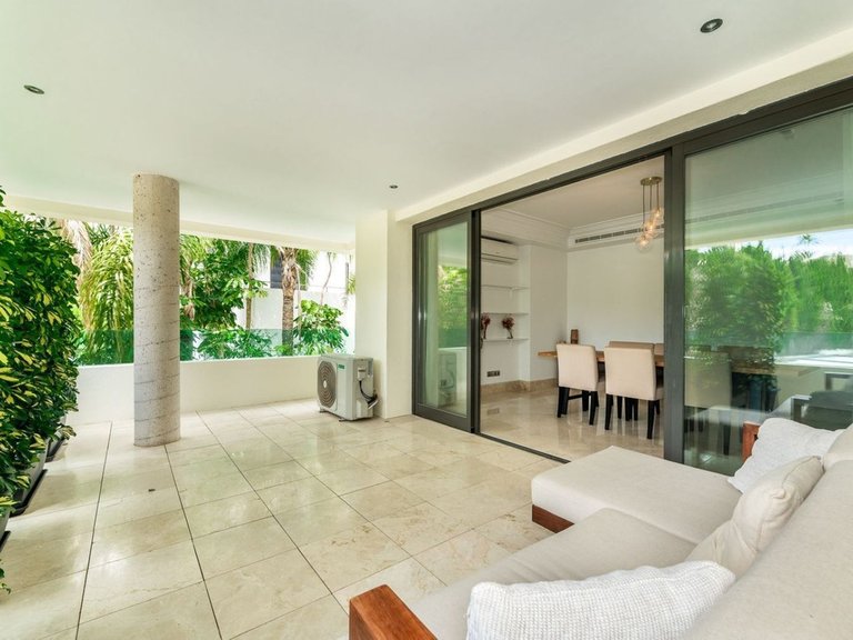 Apartment for Sale in Los Monteros, Malaga 6