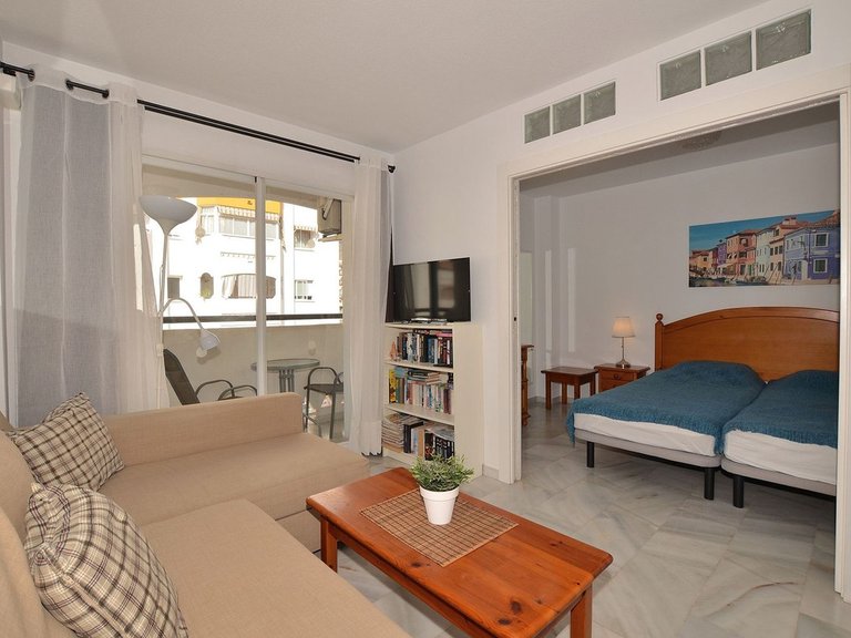 Apartment for Sale in Arroyo De La Miel, Malaga 19