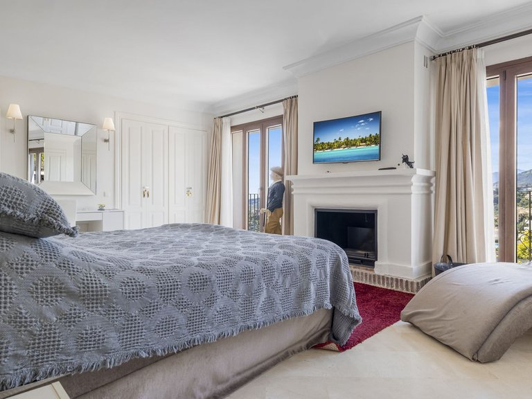 Villa for  in La Heredia, Malaga 28