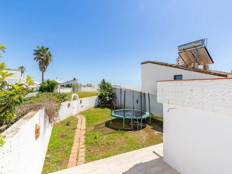 Town House for Sale in Estepona, Malaga 21