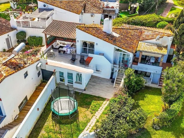 Town House for Sale in Estepona, Malaga 22