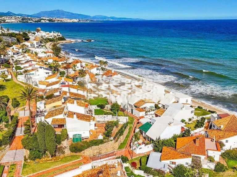 Town House for Sale in Estepona, Malaga 23