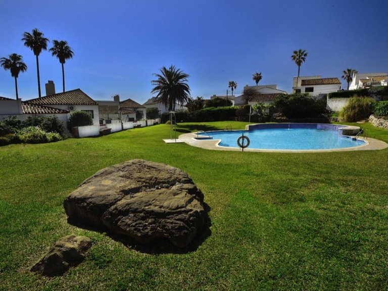 Town House for Sale in Estepona, Malaga 31