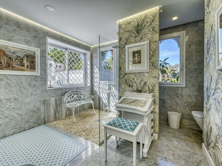 Apartment for Sale in Costa del Sol, Guadalmina Baja, Malaga 31