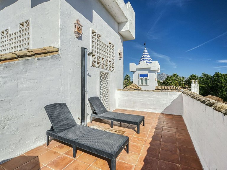 Apartment for Sale in Costa del Sol, Guadalmina Baja, Malaga 40