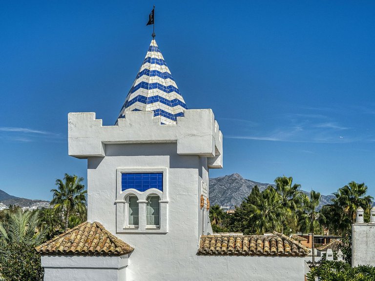 Apartment for Sale in Costa del Sol, Guadalmina Baja, Malaga 45