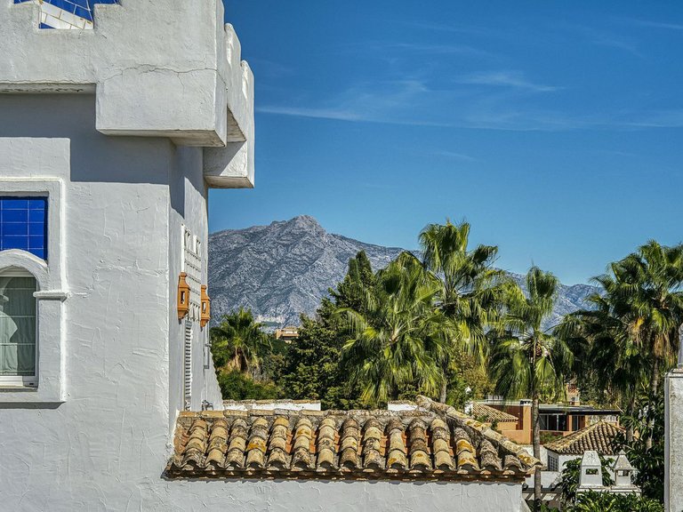 Apartment for Sale in Costa del Sol, Guadalmina Baja, Malaga 47