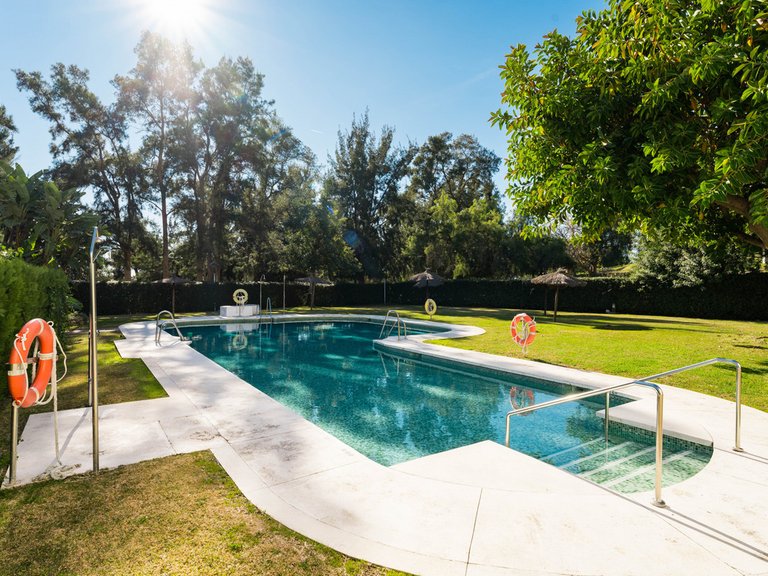 Apartment for Sale in Benahavís, Malaga 28