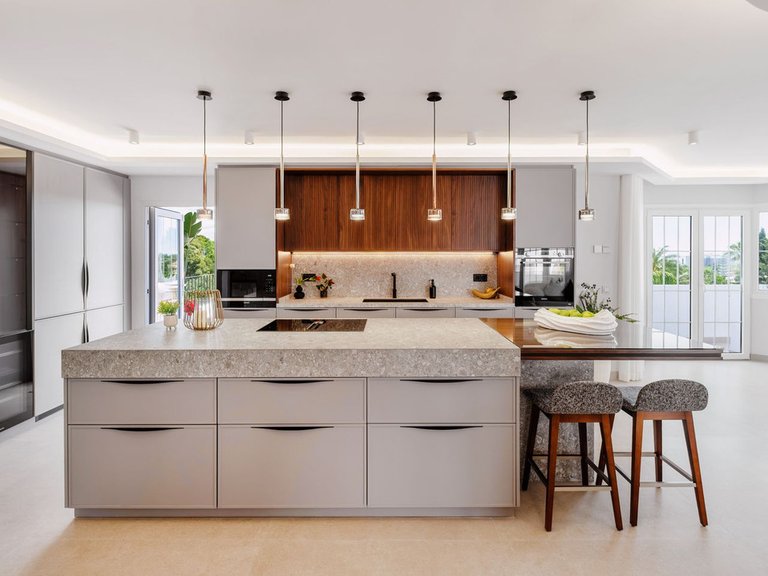 Penthouse for Sale in Nueva Andalucía, Malaga 7