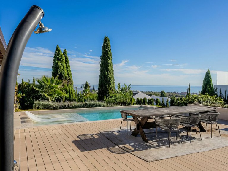 Villa for Sale in Benahavís, Malaga 24