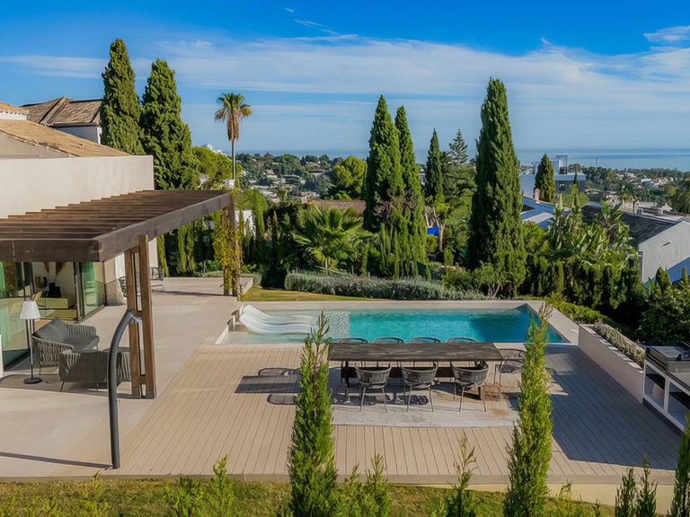 Villa for Sale in Benahavís, Malaga 26