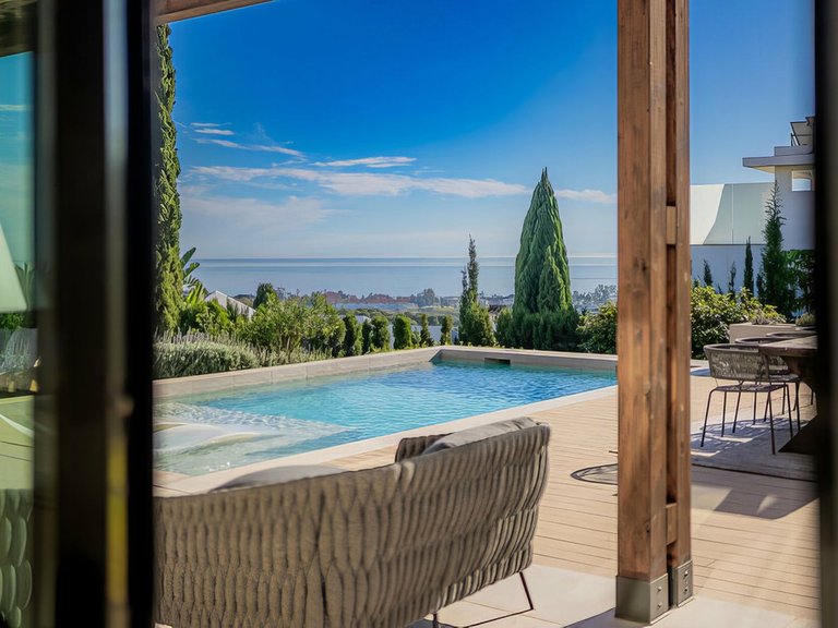 Villa for Sale in Benahavís, Malaga 30