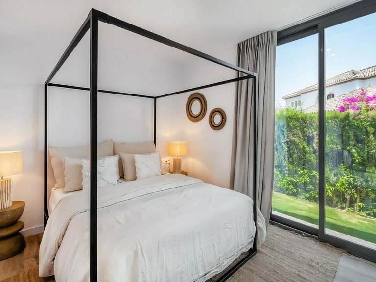 Villa for Sale in Benahavís, Malaga 8