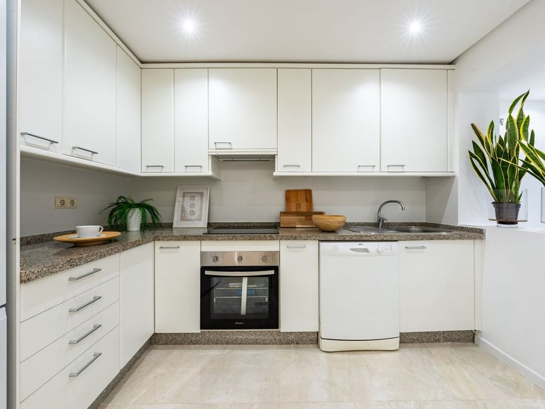 Apartment for Sale in Marbella, Malaga 15