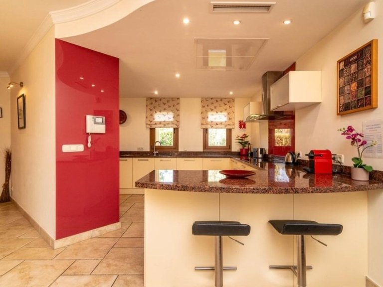 Villa for Sale in Los Flamingos, Malaga 23