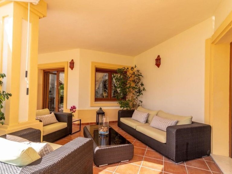 Villa for Sale in Los Flamingos, Malaga 40