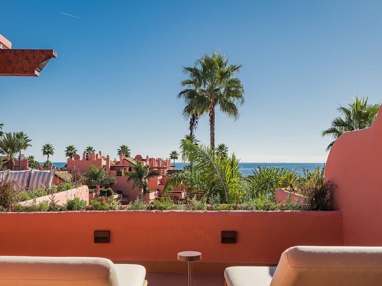 Penthouse for Sale in New Golden Mile, Malaga 42