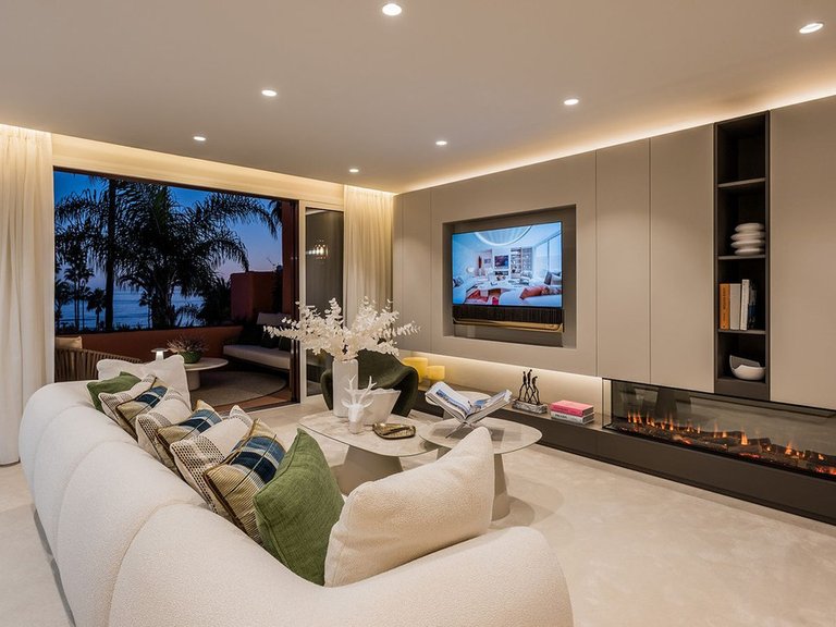 Penthouse for Sale in New Golden Mile, Malaga 49