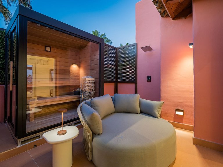 Penthouse for Sale in New Golden Mile, Malaga 60