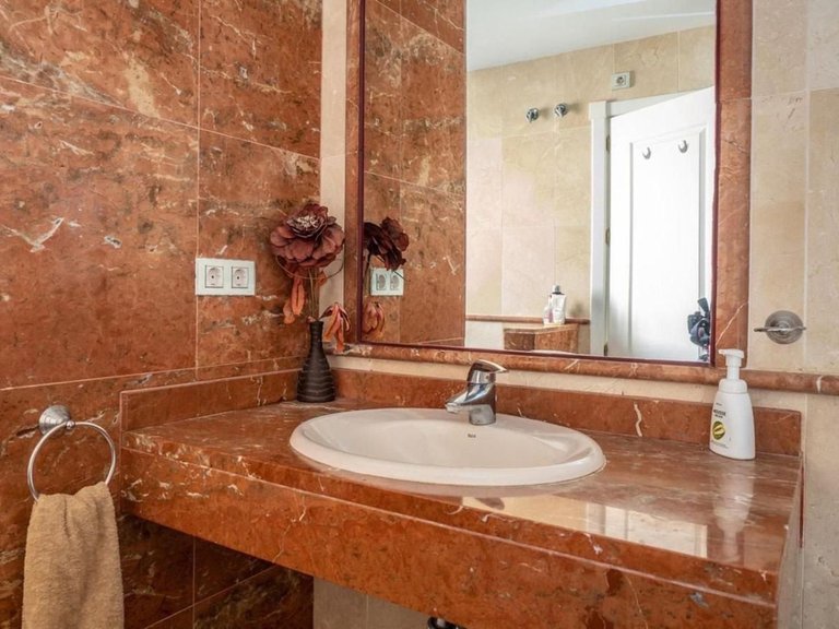 Apartment for Sale in Hacienda Del Sol, Malaga 20