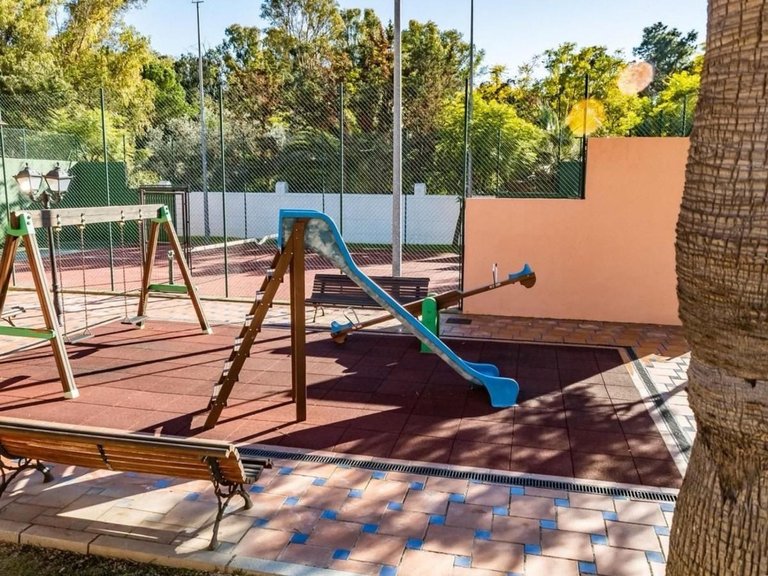 Apartment for Sale in Hacienda Del Sol, Malaga 24