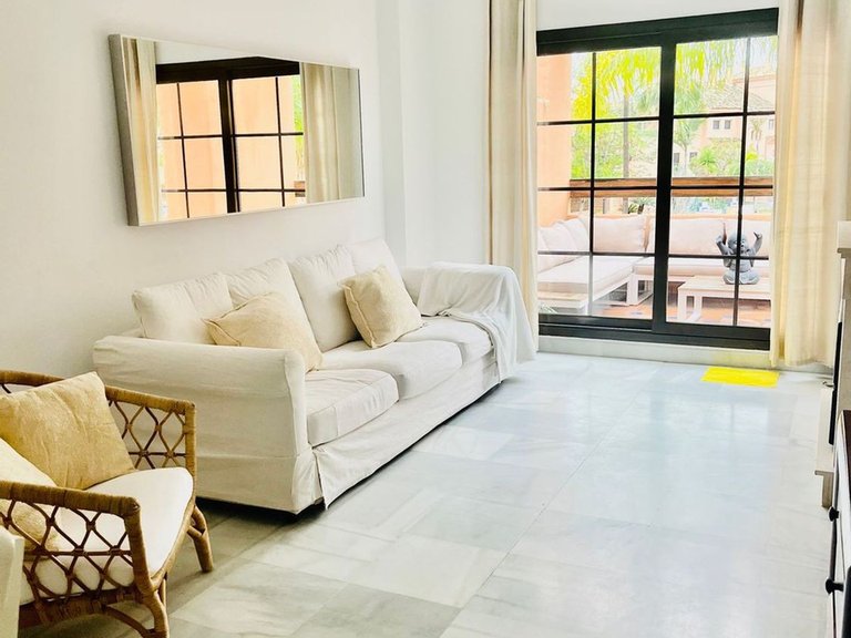 Apartment for Sale in Hacienda Del Sol, Malaga 7
