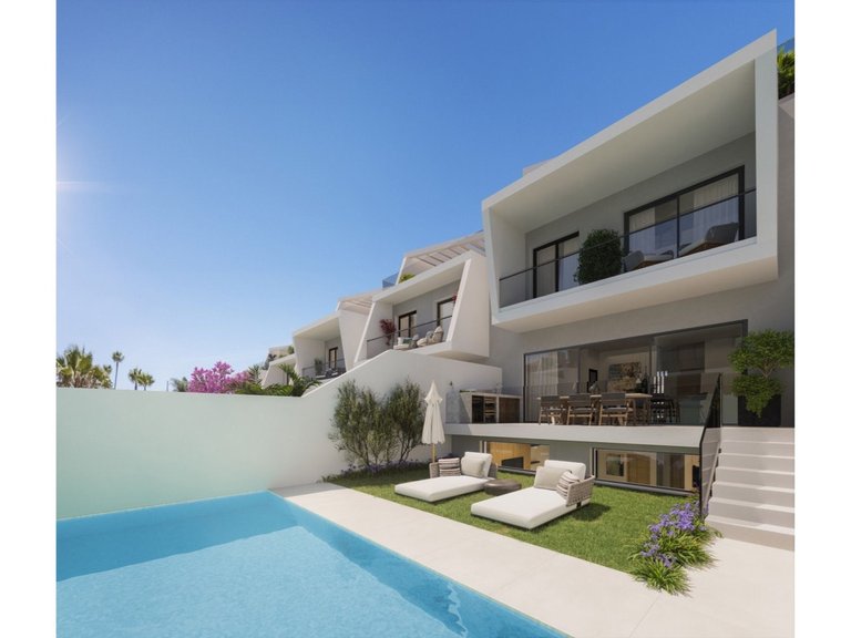 Villa for Sale in Los Flamingos, Malaga 6