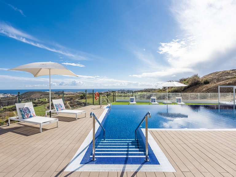 Penthouse for Sale in Calanova Golf, Malaga 33