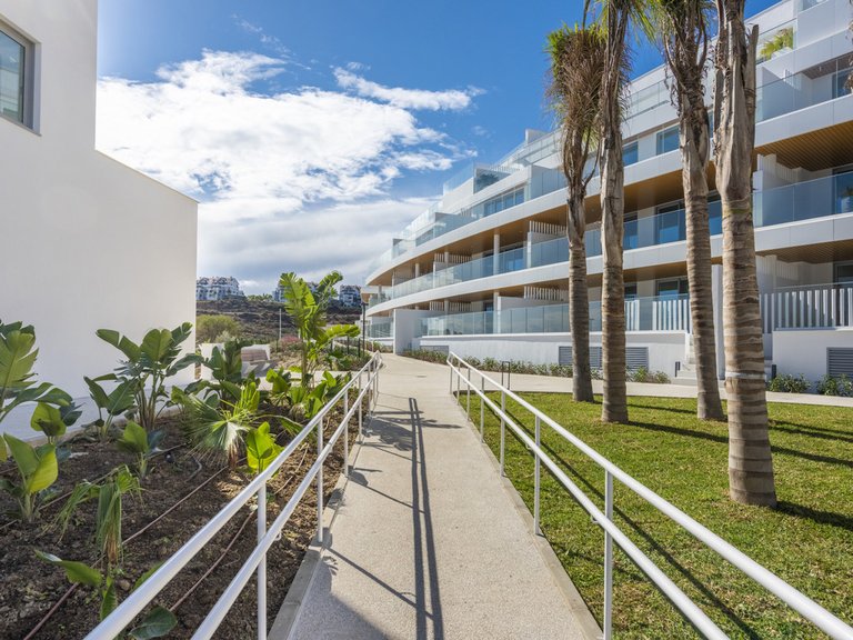 Penthouse for Sale in Calanova Golf, Malaga 37