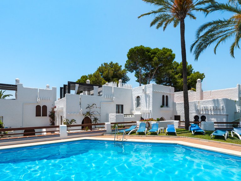 Apartment for Sale in Nueva Andalucía, Malaga 34