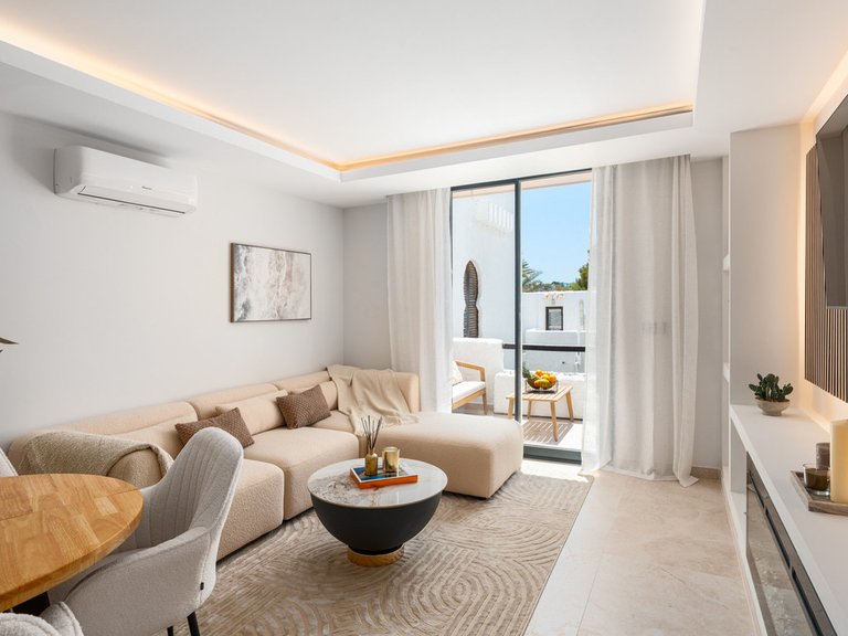 Apartment for Sale in Nueva Andalucía, Malaga 6