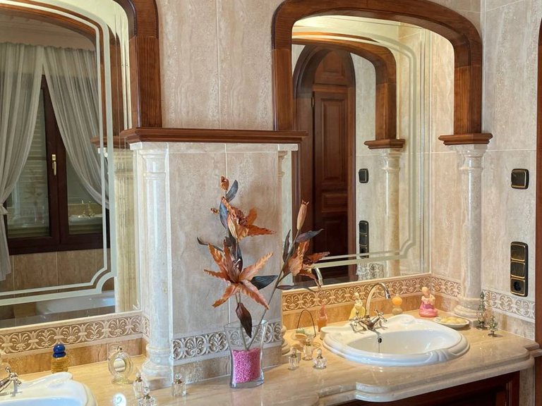 Villa for Sale in San Pedro De Alcántara, Malaga 16