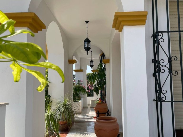 Villa for Sale in San Pedro De Alcántara, Malaga 5