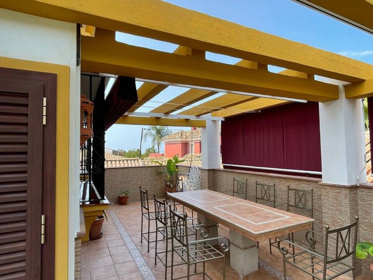 Villa for Sale in San Pedro De Alcántara, Malaga 9