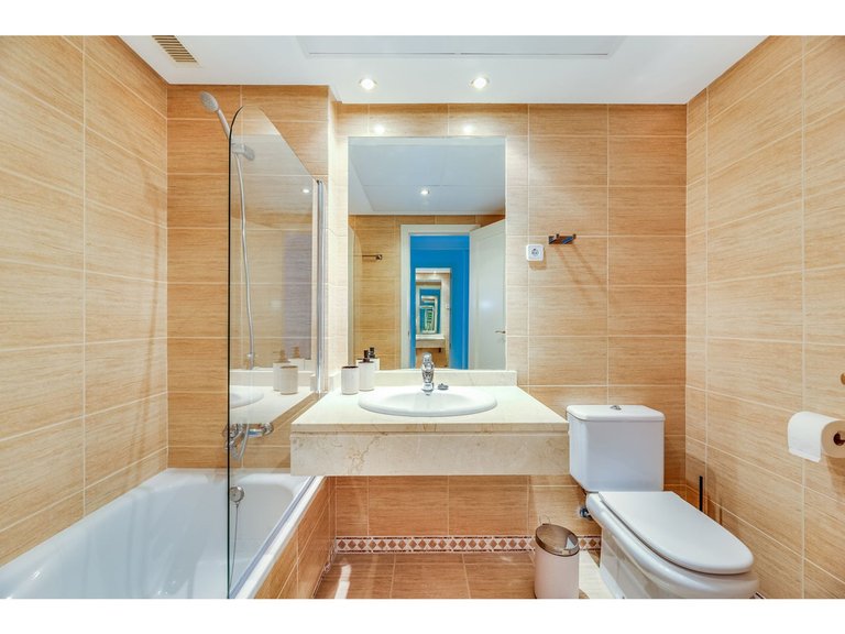 Apartment for Sale in Marbella, Malaga 12