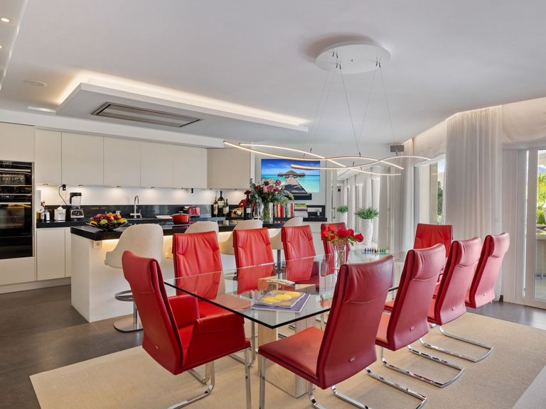 Villa for Sale in Marbella, Malaga 4