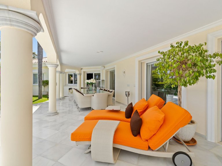 Villa for Sale in Marbella, Malaga 44