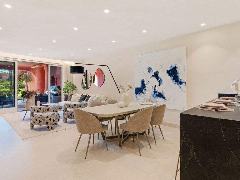 Apartment for  in New Golden Mile, Malaga 3