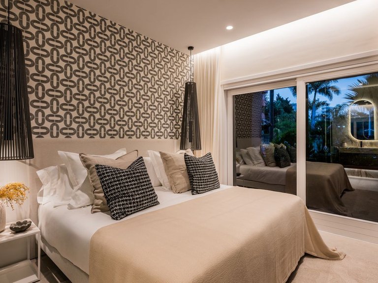 Apartment for  in New Golden Mile, Malaga 30