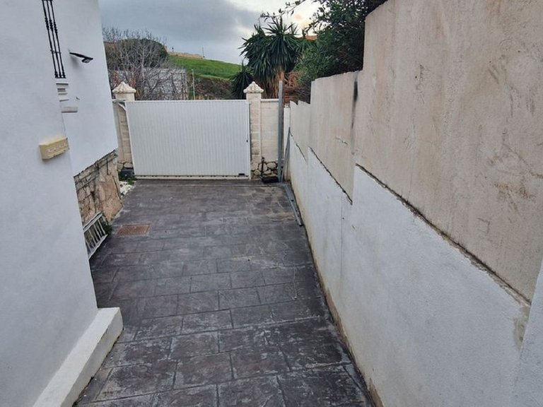 Villa for Sale in Fuengirola, Malaga 15