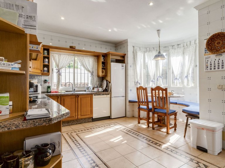 Villa for Sale in Marbella, Malaga 6