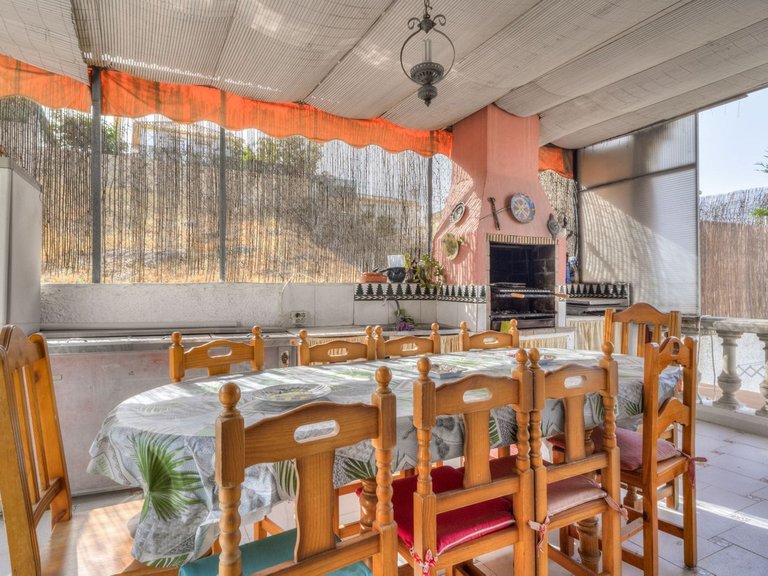 Villa for Sale in Marbella, Malaga 8
