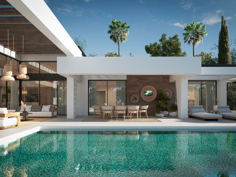 Villa for Sale in Nueva Andalucía, Malaga 1