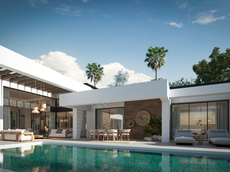Villa for Sale in Nueva Andalucía, Malaga 5