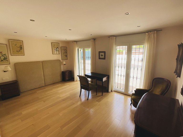 Villa for Sale in Marbella, Malaga 10