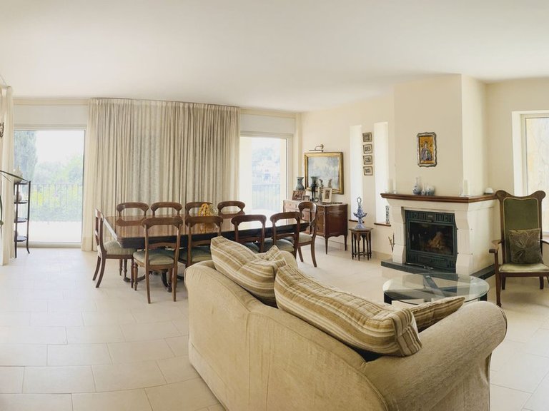 Villa for Sale in Marbella, Malaga 12