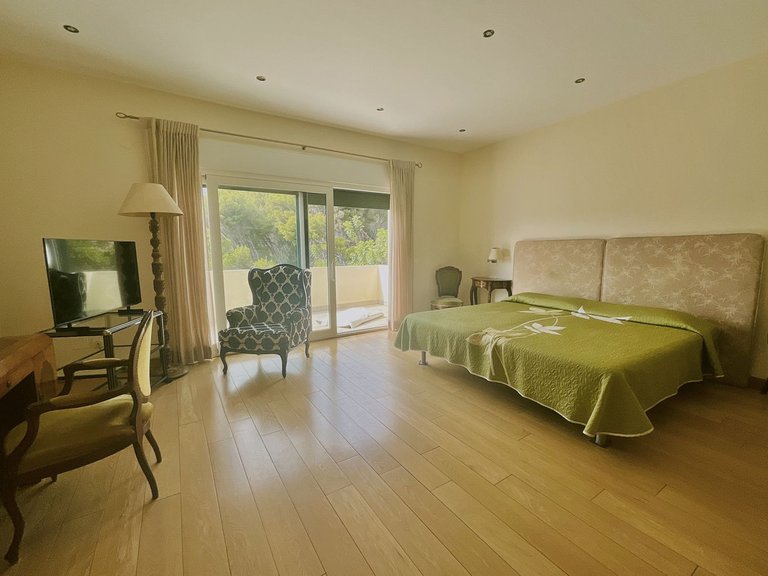 Villa for Sale in Marbella, Malaga 18
