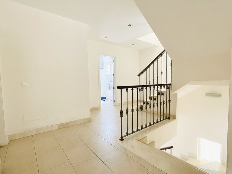 Villa for Sale in Marbella, Malaga 22