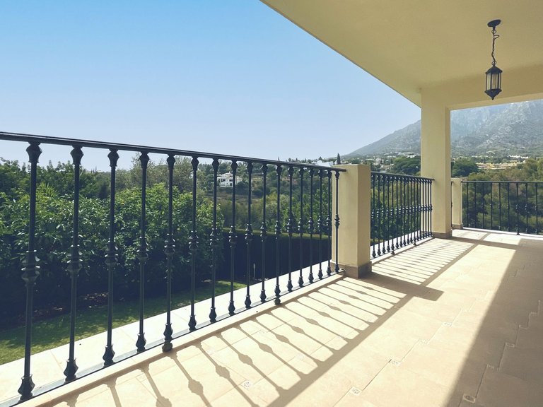 Villa for Sale in Marbella, Malaga 3
