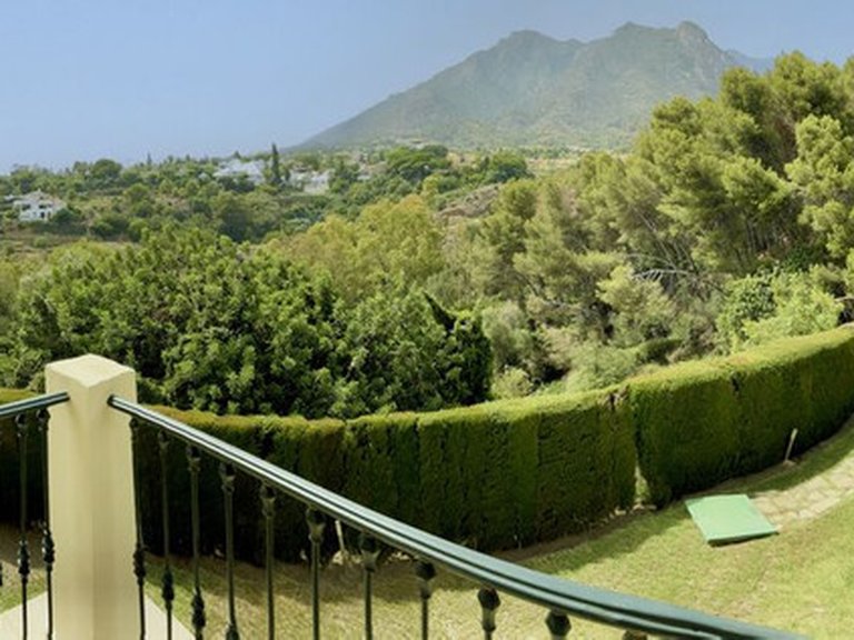 Villa for Sale in Marbella, Malaga 5